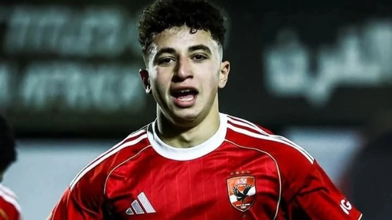 جراحة ناجحة لـ بلال عطية لاعب شباب الأهلي